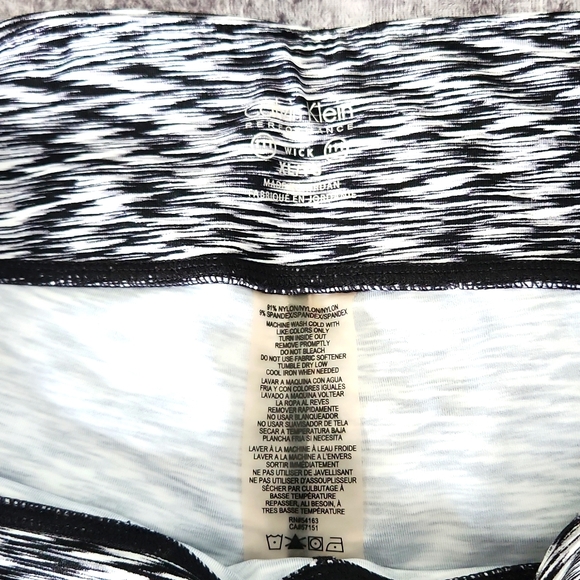 Calvin Klein Performance size XL capri workout pants - Picture 3 of 4